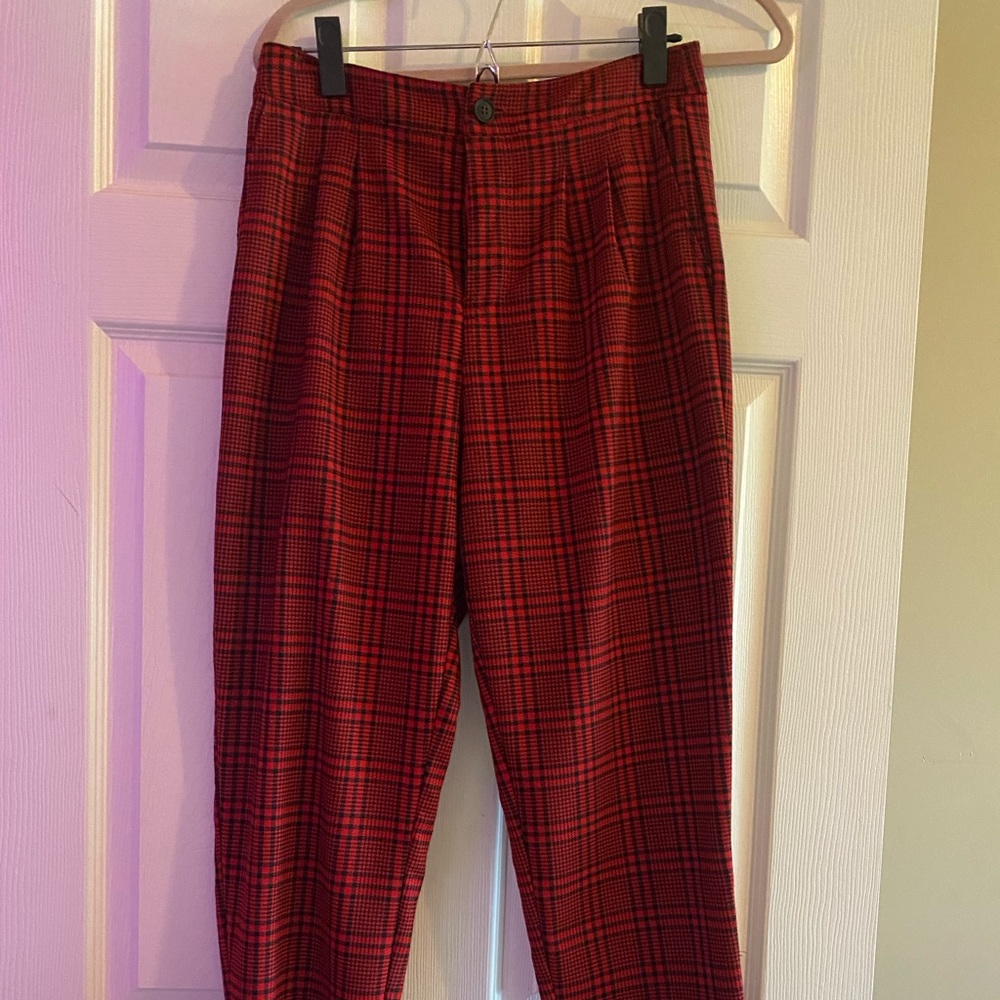 Forever 21 Checkered Red Pants